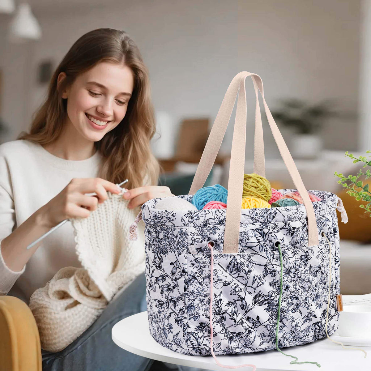 ZINGCRATER Floral Crochet Project Bag Set Usecase